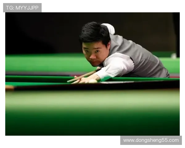 丁俊晖斯诺克直播现场，精彩对决不容错过！